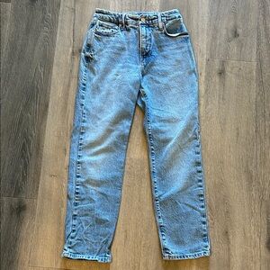 Good American Light Wash Jeans